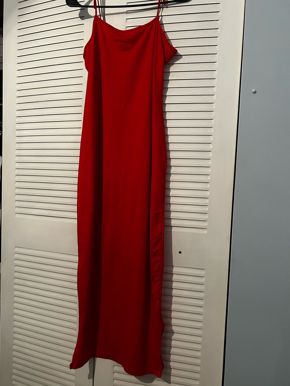 Sleek Red Slip Maxi Dress with Spaghetti Straps